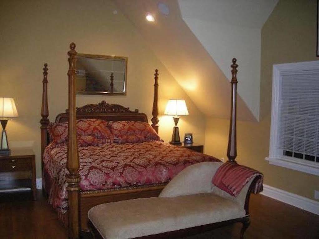 Chelsea Sun Inn Mount Bethel Экстерьер фото